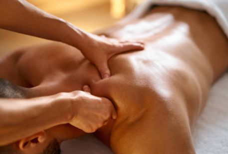 Deep tissue massage(1hr 30min)