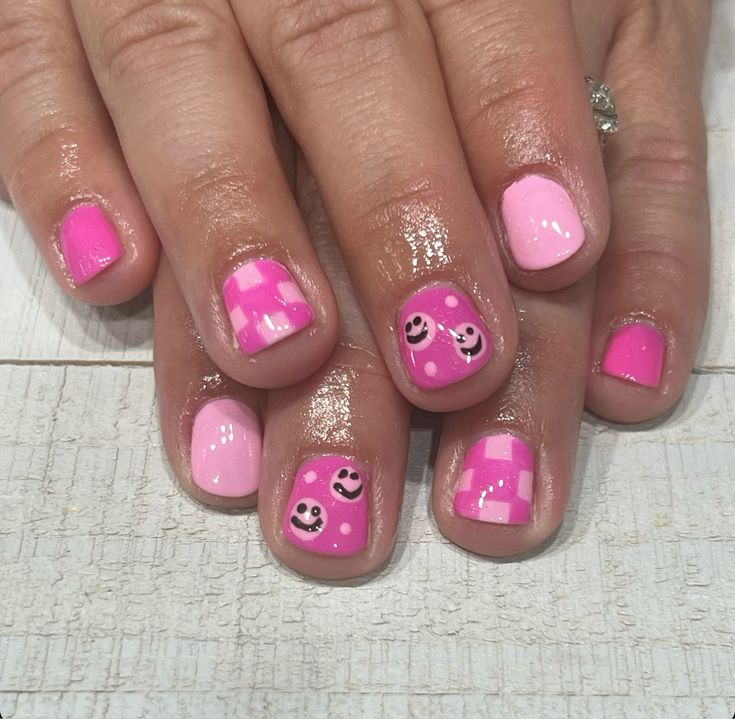 Kids regular manicure